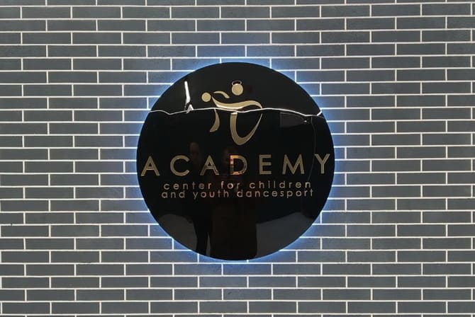 Интерьерные логотипы Интерьерные логотипы